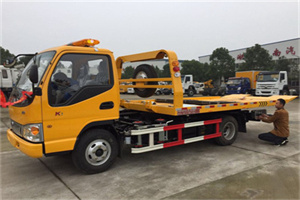 西安哪里有拖车服务